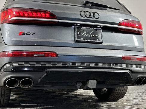 Used 2020 Audi SQ7 Premium Plus w/ Driver Assistance Package image 29