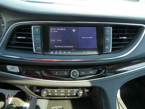 Certified 2021 Buick Enclave Avenir w/ Avenir Technology Package image 38