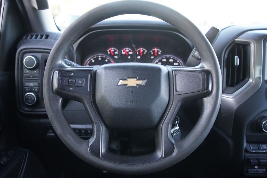 Used 2020 Chevrolet Silverado 3500 W/T w/ WT Convenience Package AWD/4WD image 25