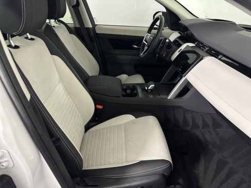 Used 2024 Land Rover Discovery Sport S image 19