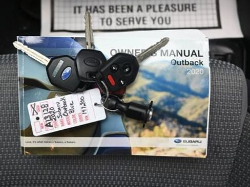 Used 2020 Subaru Outback Premium AWD/4WD image 10