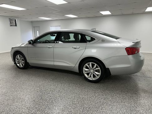 Used 2019 Chevrolet Impala LT w/ LT Leather Package FWD image 6