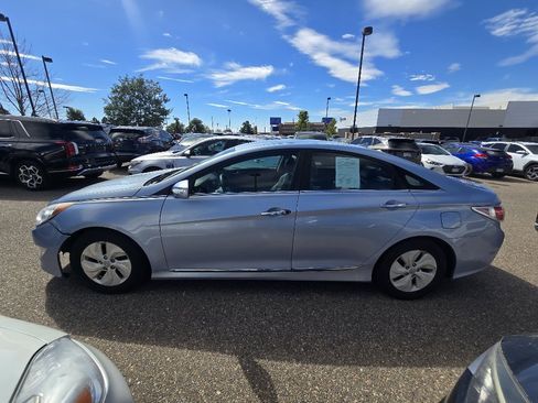 Used 2013 Hyundai Sonata Hybrid FWD image 14