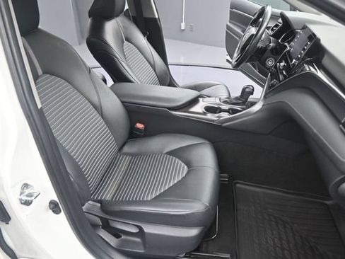 Certified 2024 Toyota Camry SE FWD image 14