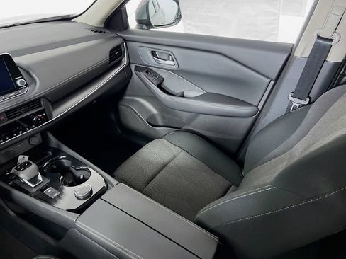 New 2026 Nissan Rogue SV w/ Cold Weather Package AWD/4WD image 20