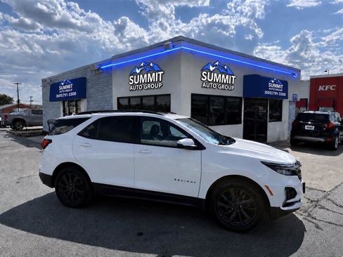 Used 2023 Chevrolet Equinox RS w/ RS Leather Package AWD/4WD image 1