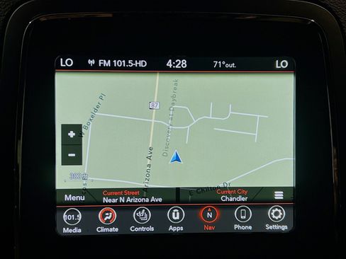Used 2018 Dodge Durango GT w/ Technology Group RWD image 9