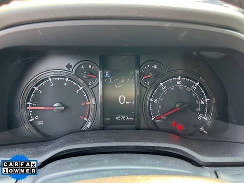 Used 2024 Toyota 4Runner SR5 Premium AWD/4WD image 25