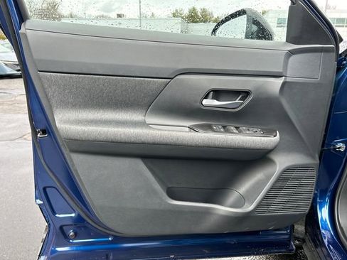 New 2026 Nissan Kicks SV w/ Cold Weather Package FWD image 9
