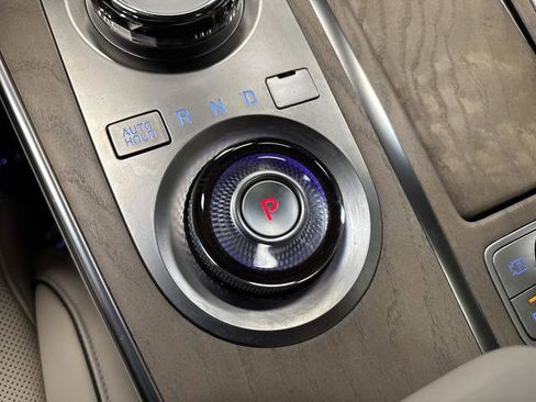 Used 2024 Genesis GV80 3.5T w/ Prestige Package image 22