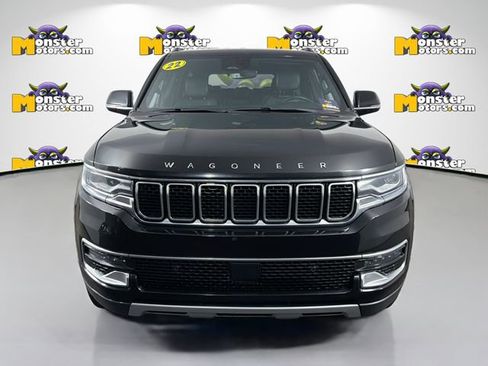 Used 2022 Jeep Wagoneer Series II AWD/4WD image 2