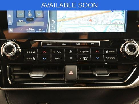 Used 2021 Toyota Highlander Platinum AWD/4WD image 24