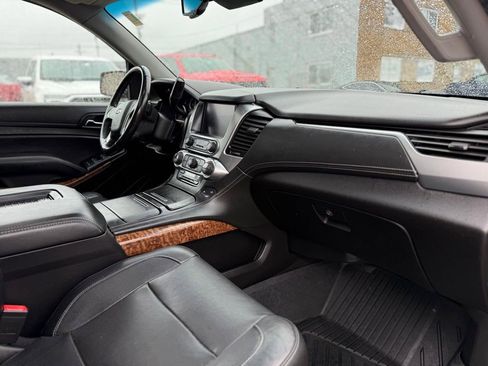Used 2018 Chevrolet Tahoe Premier w/ RST 6.2L Performance Edition AWD/4WD image 26