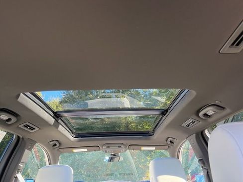 New 2025 Cadillac XT6 Sport w/ LPO, Floor Liner Package image 32