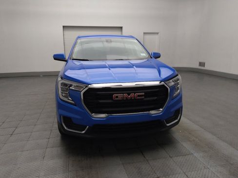 Used 2024 GMC Terrain SLE image 14