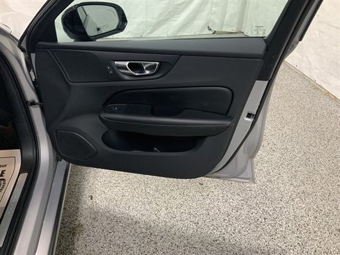 Used 2023 Volvo S60 B5 Core AWD/4WD image 21