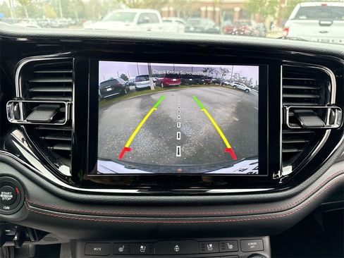 Used 2024 Dodge Durango GT image 27