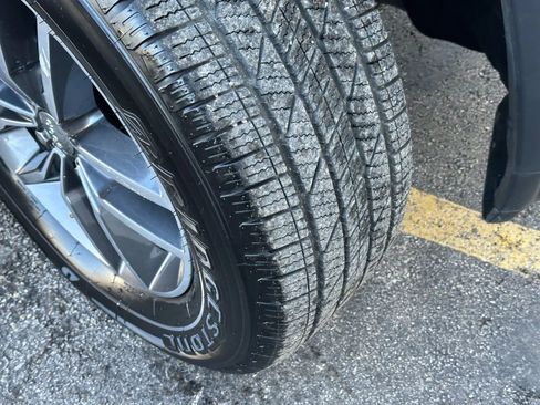 Used 2017 Jeep Grand Cherokee Limited image 36