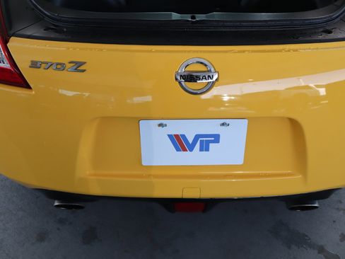 Used 2018 Nissan 370Z Coupe w/ Z34 Heritage Edition - Yellow image 37