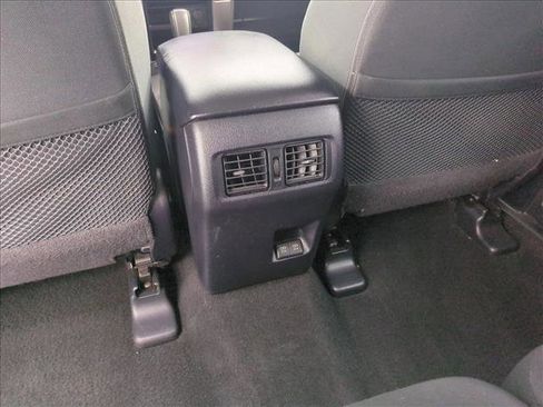 Used 2021 Toyota 4Runner SR5 AWD/4WD image 18