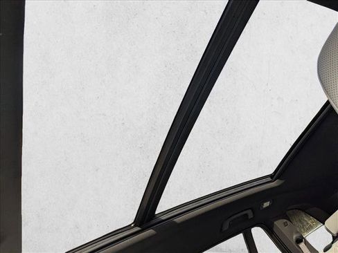 New 2026 BMW X5 xDrive50e w/ Climate Comfort Package image 15