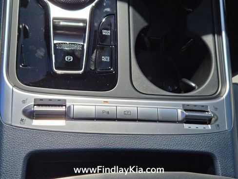 New 2026 Kia Carnival SX w/ SX Dark Edition Package image 22