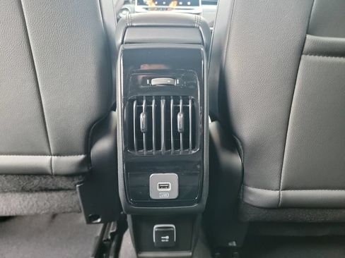 New 2026 Jeep Compass Latitude AWD/4WD image 16