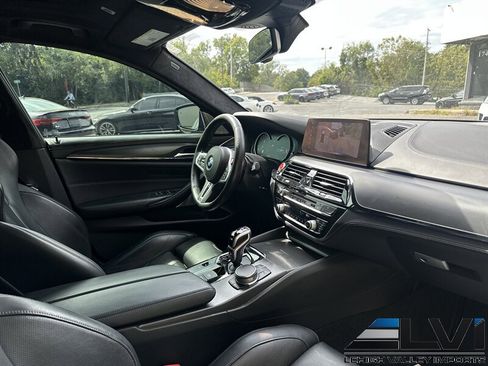 Used 2019 BMW M5 w/ Executive Package image 29