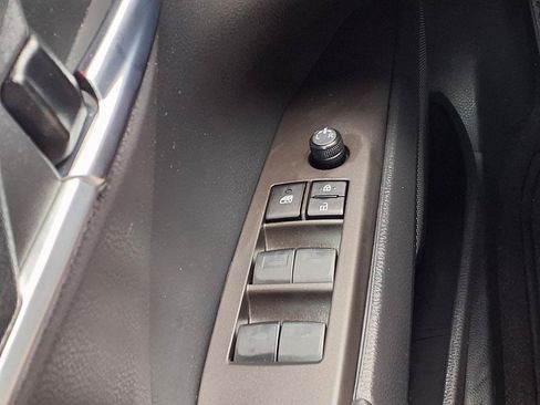 Used 2023 Toyota Camry SE FWD image 24