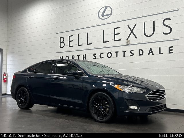 Used 2020 Ford Fusion SE w/ Equipment Group 151A FWD image 2