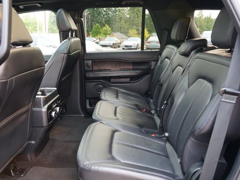 Used 2021 Ford Expedition Limited image 17