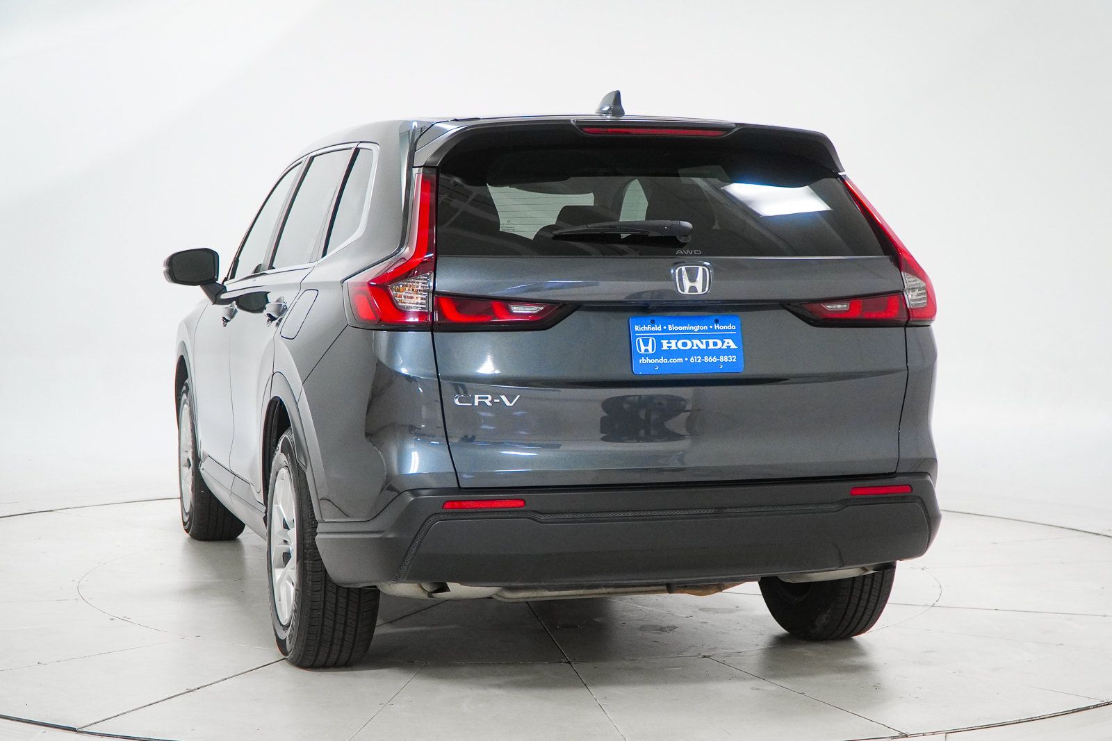 Used 2025 Honda CR-V LX image 7