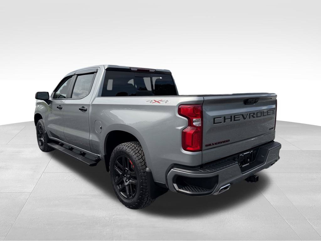 Used 2024 Chevrolet Silverado 1500 RST w/ Redline Edition AWD/4WD image 17