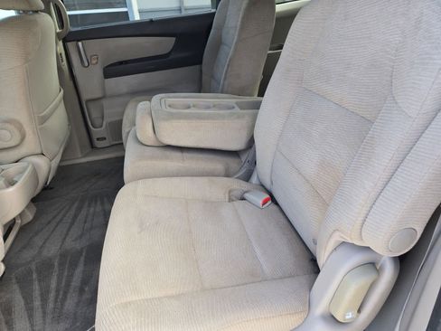 Used 2012 Honda Odyssey EX image 18