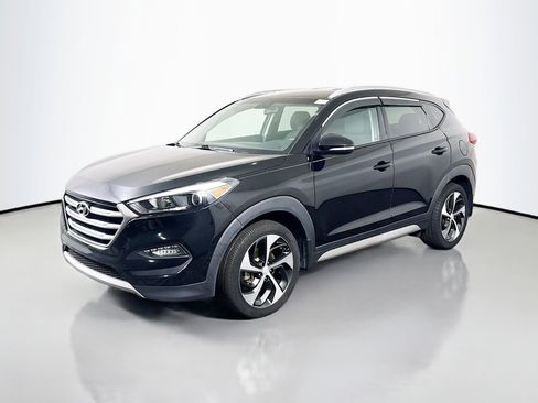 Used 2018 Hyundai Tucson Sport image 4