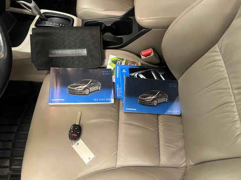 Used 2012 Honda Civic EX-L image 38
