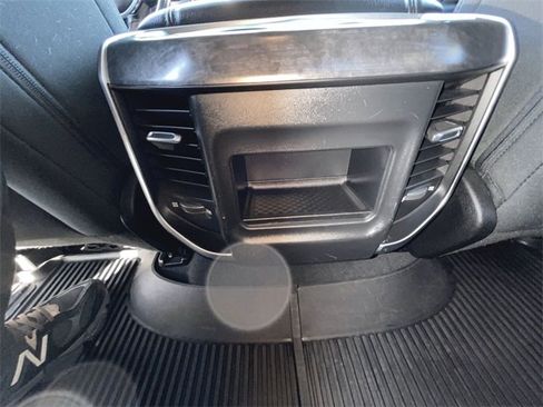 Used 2019 RAM 1500 Big Horn image 19