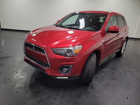 Used 2014 Mitsubishi Outlander Sport SE FWD image 4