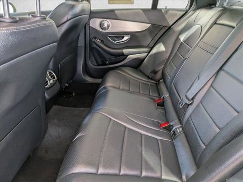 Used 2019 Mercedes-Benz C 300 4MATIC Sedan image 17