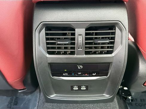New 2026 BMW 330i Sedan w/ M Sport Package RWD image 19