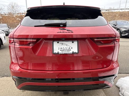 Certified 2025 Jaguar F-PACE R-Dynamic S image 5