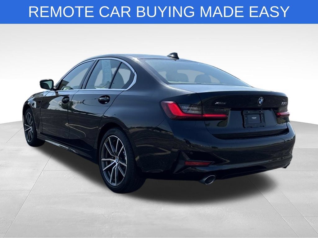 Used 2022 BMW 330i xDrive Sedan AWD/4WD image 8