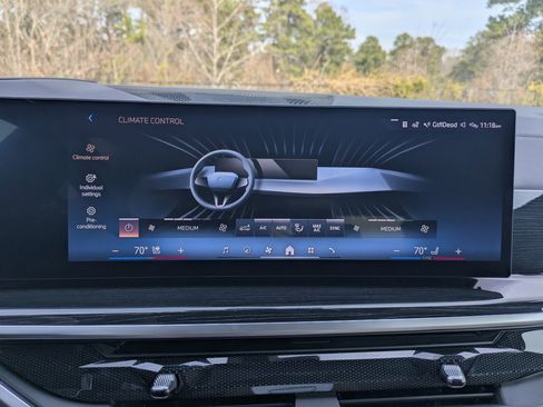 Used 2024 BMW X5 xDrive40i w/ M Sport Package image 13