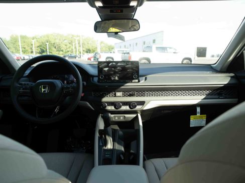 New 2025 Honda Accord LX image 20