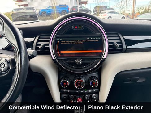 Used 2019 MINI Cooper S image 22