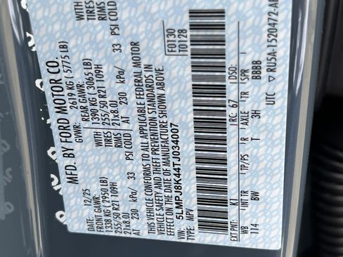 New 2026 Lincoln Nautilus Reserve image 32