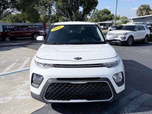 Used 2021 Kia Soul S image 9