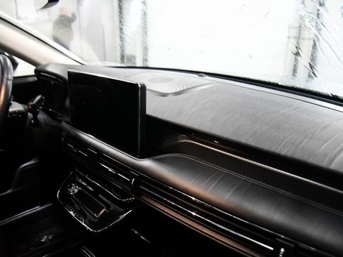 Used 2023 Lincoln Corsair Reserve w/ Equipment Group 201A image 15