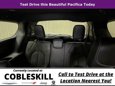 New 2026 Chrysler Pacifica Select image 15