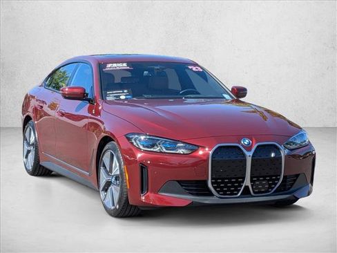 Used 2023 BMW i4 eDrive40 RWD image 3